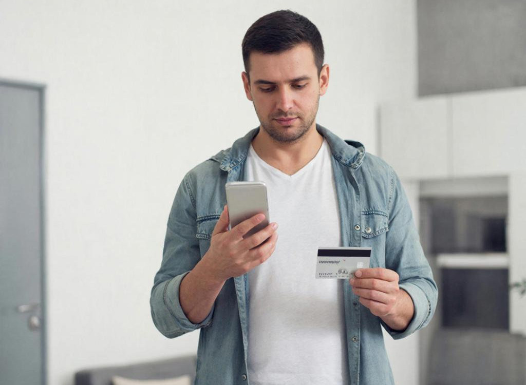 Банки откажутся от упрощённой биометрической идентификации