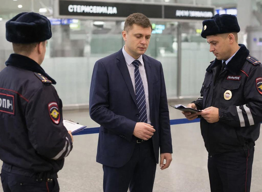 Как происходит депортация мигрантов из России